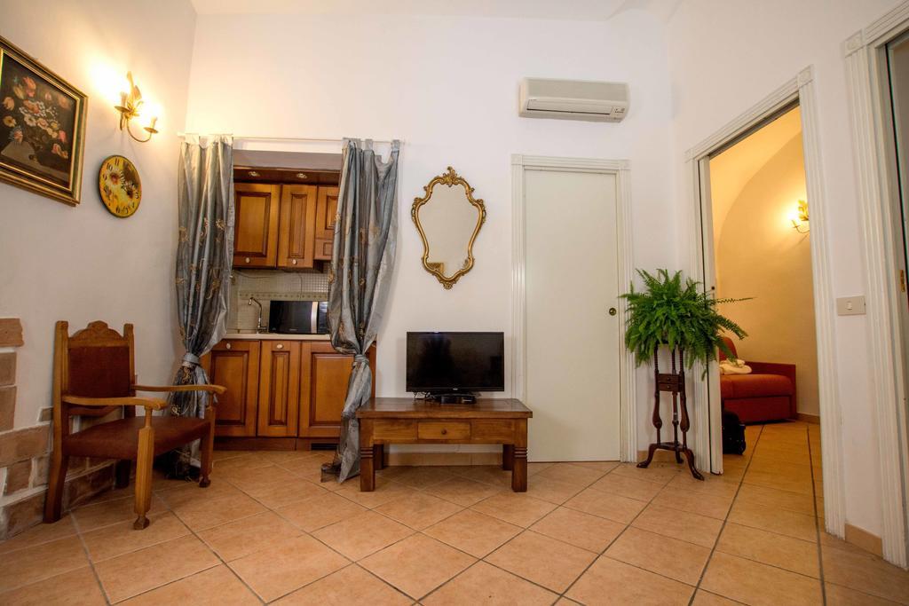 Quattro Cantoni R-Home Rome Room photo