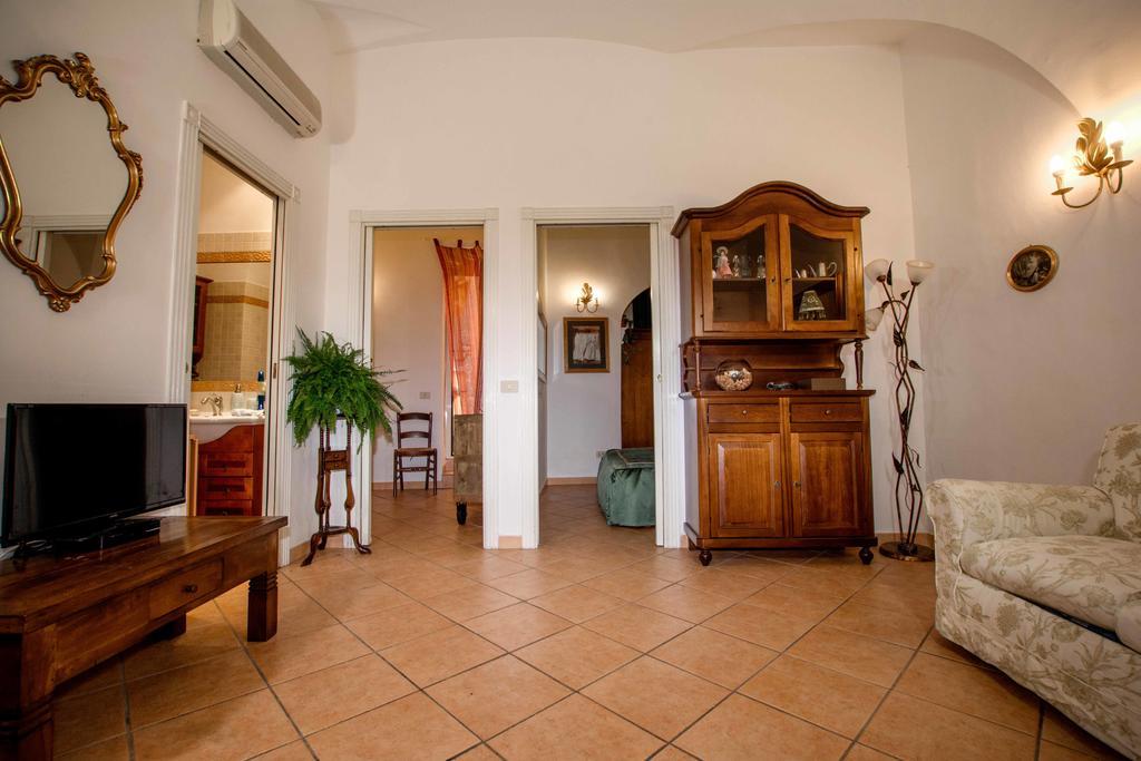 Quattro Cantoni R-Home Rome Room photo